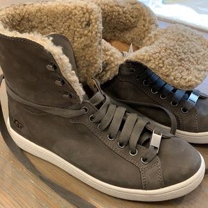 Gently worn Ugg suede lace up booties. Size 8